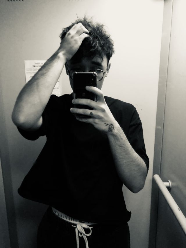 Мужчина Андрей Центр